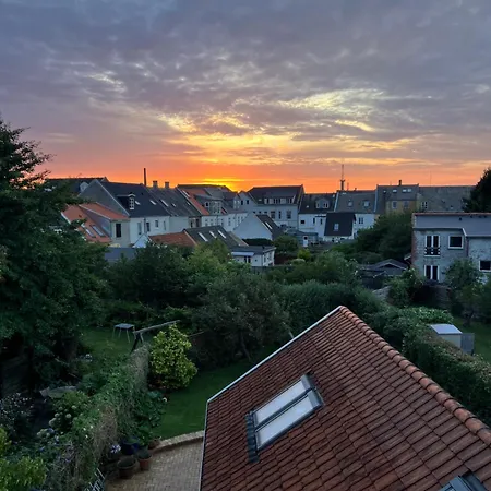 Townhouse With Private Garden In The Centre Odense